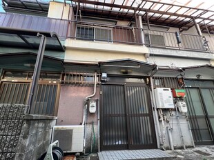 松原市南新町１丁目戸建貸家の物件外観写真